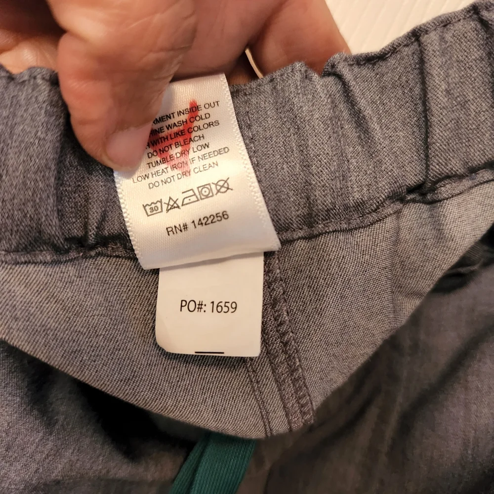 Figs pisco scrubs pants gray size XL
